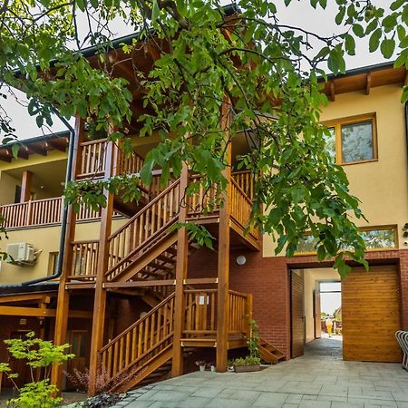 Rokava Hotel Rohatec Bagian luar foto