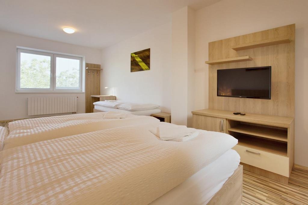 Rokava Hotel Rohatec Bagian luar foto